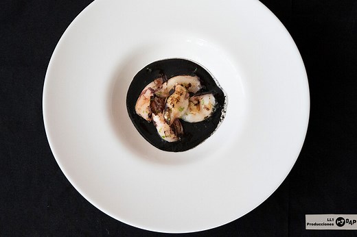 La mejor receta de chipirones en su tinta, tan fácil que la harás a diario