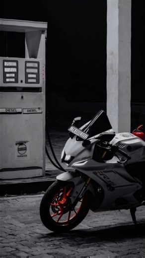 Yamaha R15 And Bmw Shorts Video #edit #viral #editing #h2r