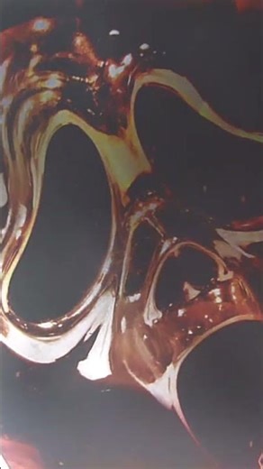 The packaging of the Ultimate Ghostface Scream Inferno figure goes hard 🙆🏻‍♀️