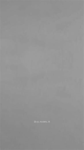 ⚜️𝐕𝐈𝐏 𝐌𝐎𝐃𝐄𝐋𝐒⚜️ on Instagram: "V E R N A 👀🖤"