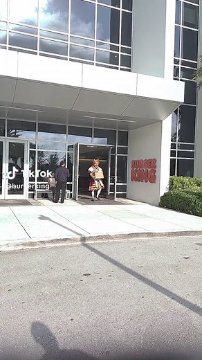 Burger King (@burgerking)’s video of burger king