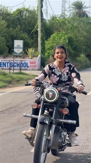 Cute girl bullet ride 😍 Haryanvi desi girls Bullet riding video #bulletlover #bikeshorts #shorts