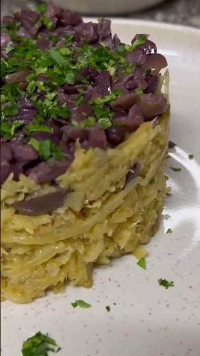 Bacalhau à Brás for your Holy Week. Make it and tell me about it later. Full recipe here on the c...