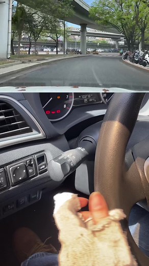 Learn these five steps and learn to drive in no time! #drivinglessons #drivinginstructor #cardriving