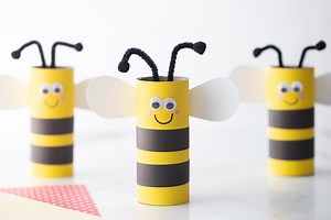 Toilet Paper Roll Bee