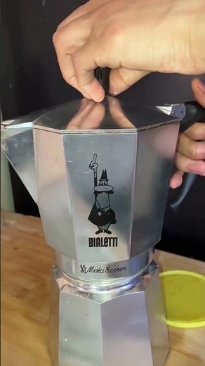 Moka Pot Coffee Tutorial | DIY Home Café #coffee