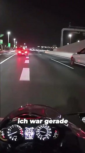 Driving through a Japanese tunnel at over 200 km/h 😱