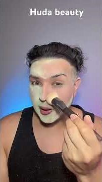 HUDA BEAUTY GREEN SETTING POWDER