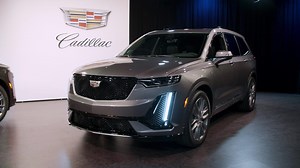 2020 Cadillac XT6 gets unwrapped before the Detroit Auto Show - Video