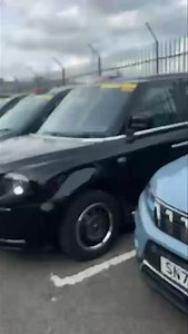 Not something you see every night at Firhill! 🚕🚖 It was the Glasgow Taxis Members’ AGM last night – and just a few of us showed up… 👀 Got a good eye? How many taxis can you count in this clip? Go on, give it a go! | Glasgow Taxis