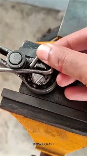 Smart Metal Bending Trick You Need to See!