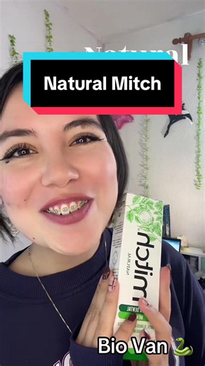 Estoy probando los productos de @Natural Mitch y me encanta que sean 100% veganos, cruelty-free y con ingredientes naturales. ¡Cuidar de nosotros mismos y del medio ambiente nunca fue tan fácil! 🫶🏻🫶🏻 • • #Publicidad #Sustentabilidad #EcoFriendly #CuidadoPersonal