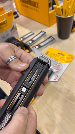 Which innovative Utility Blade Would You Prefer? #utilityknife #innovation #cooltools #tradeshow #construction | BYOT