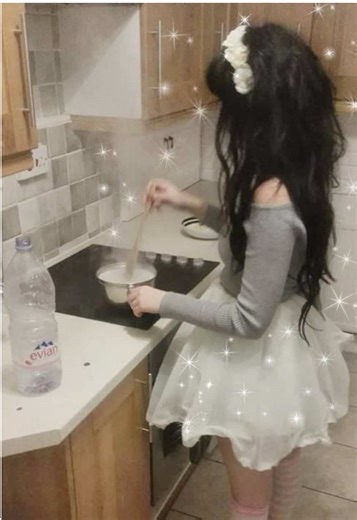 edit of old belle Delphine, she's so prettyyy