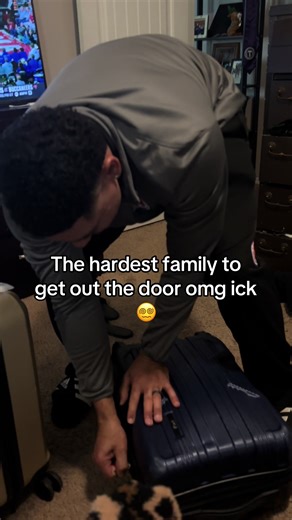 The Andersons: Last Minute Packing Chaos