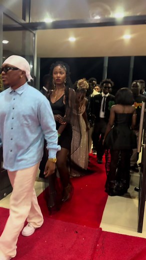 Red carpet with the fam! @7ArtsDanceStudio @Porch Time Records What a world class synergy! & the team aaate their looks!🔥🙌🏼🏆@souvenirbanda @kingbones10 @Basi maunjilz @sallim @Ota El Dios @betty #worldwide #winningteam #ATO #masoawards #redcarpet