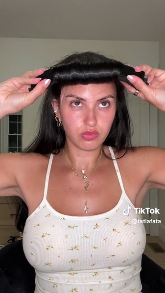 From start to finish, how I put my @overnightblowout rods in my hair 🎀 @Tatyana