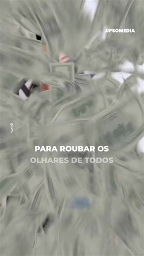 A namorada de Cristiano não escondeu nada e usou um vestido justo que roubou a atenção de todos os xeques... | Ícones