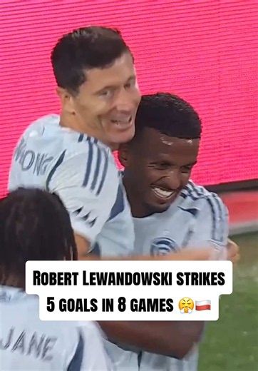 Robert Lewandowski loves to score goals 😏 #mls #chicago #poland #bayern #barcelona