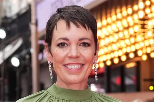 Olivia Colman says she has 'always felt sort of nonbinary'