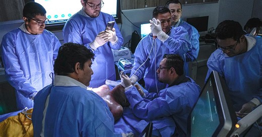 Perú abre el primer 'Cadaver Lab' de América Latina con cuerpos preservados para simulación quirúrgica avanzada