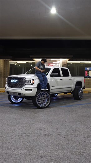 Custom GMC Trucks with Lifts