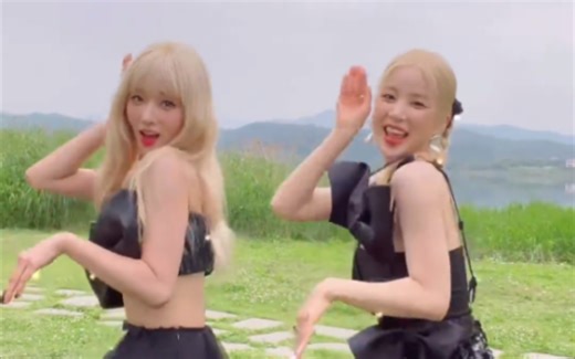 【ApinklCHOBOM】初珑、普美《Copycat》舞蹈challenge,是小黑猫哦！