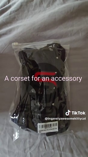 Unboxing $200 Worth of Feminine Clothing and Accessories