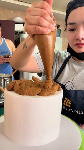 1.8M views · 5.8K reactions | Who asked for this? 濫 | FOODbible | Facebook