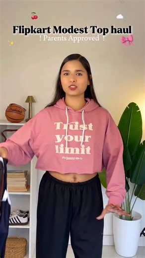 Anshu Kumari on Instagram: "Love these tops 💗🤌🏻 @flipkart Size:- S & M Quality:- 10/10 in not kidding 😭 Will hug your body like no one else can So so good best for going out, dates, college etccc. [ Meesho haul, basics tees, basics, basic tops, tops, summer outfits, summer tops, everyday tops, cutest tops, bow tops, t shirt, tee, women tee, aesthetic outfit, pinterest inspired outfits, pinteresty, pinterest aesthetic, aesthetics, meesho find, affordable tees, tops, Korean tops, Corchet tops,