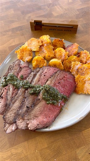 412K views · 5K reactions | Picanha roast and Parmesan crusted potatoes | Miguels cookingwithfire | Facebook