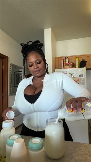 Satisfying Milk ASMR 🍼 @abel2bmeyah / @meyah_a1