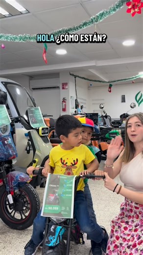 EVOBIKE VERACRUZ🛵 on Instagram: "¡Que no te agarren las prisas navideñas! 🎄 🥹 Compra nuestros modelos infantiles para que hagas feliz a tu niño. 👦 😍 #niños #navidad #regalo #regalos"