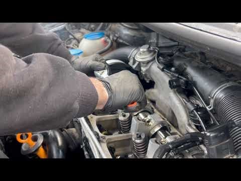 Vw Touaran /golf5 1.9 TDI Unit injector mounting