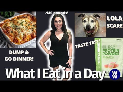 WHAT I EAT IN A DAY ON WW TO LOSE 140 POUNDS - LOLA SCARE😨 - DUMP & BAKE CHICKEN PARM CASSEROLE!