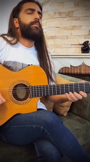 ‎Mohammad Shekari - محمد شکاری‎ on Instagram‎: "اسمشو شما انتخاب کنید 🫡😉 #محمدشکاری #محمد_شکاری #mohammadshekari #mohammad_shekari #guitar #guitarist #guitarists #melody #improvise #speed#music #musician #cover #acoustic #instrumental #song #viral #reels #trending"‎
