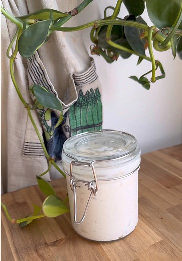 How to Preserve Horseradish Root for Delicious Sauces