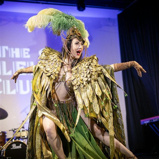 The Candlelight Club: Valentine's Day Ball at A Secret Ballroom (The Candlelight Club)