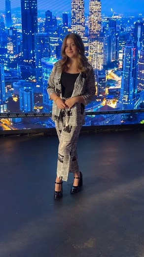 Claire RockSmith on Instagram: "First to arrive! Thank you for inviting me @itsbrandontv 🫶 #brandontv #clairerocksmith #fyp"