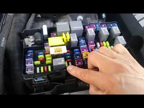 2012 Jeep Grand Cherokee Dodge Durango won't start Fuel pump relay TIPM