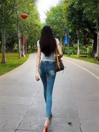 There wasn't enough time to tell the full story. #Jeans and Heels Outfit #Women's Fashion OOTD Outfit #Mature Women's Outfit #OOTD Advanced Outfit #Skinny Jeans