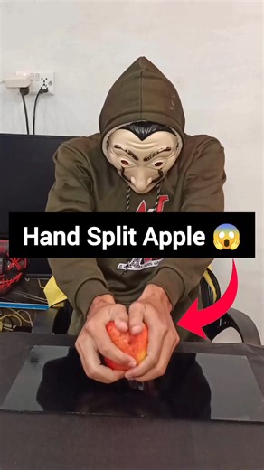 22K views · 189 reactions | Split an Apple With Your Bare Hands  #LifeHacks #CrazyTricks #SmartHacks #AppleTrick #DIYIdeas #TrendingReels #FacebookReels #ViralReels #MindBlowingHacks #WowEffects | Enjoy Matches fun | Facebook