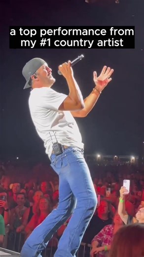 on top of my list 😭 #lukebryan #concert #nashville #performance #countrymusic