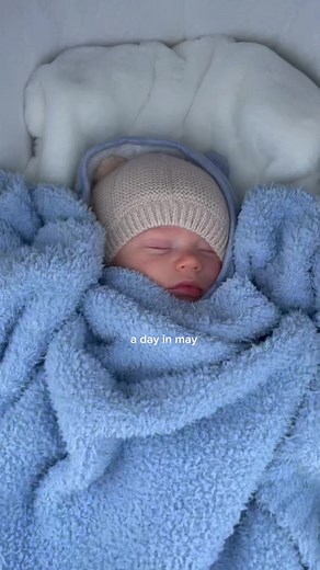 Cherishing Simple Days with Baby | Young Mom Vlog