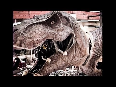 JURASSIC PARK - T-Rex - Skinning an Animatronic Dinosaur Part 1 - BEHIND-THE-SCENES
