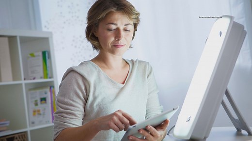 Seasonal Depression: Light box therapy and other treatments