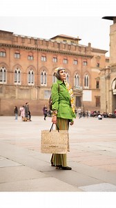 ✨ 4 must-visit places in Bologna ✨ A walk through the city, discovering hidden gems and timeless beauty—ending at our new Malìparmi boutique. Save this guide for your next visit! 📍 Find us at: Via de' Toschi, 2B, 40124 Bologna BO. ✨ 4 luoghi da non perdere a Bologna ✨ Una passeggiata nella città, alla scoperta di angoli nascosti e bellezze senza tempo—con tappa finale nella nostra nuova boutique Malìparmi. Salva questa guida per la tua prossima visita! 📍 Ti aspettiamo in: Via de' Toschi, 2B, 4