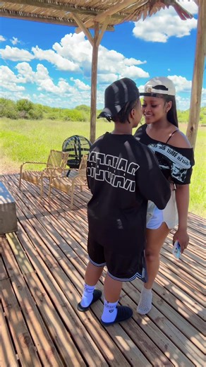 Mimii Lyon: Insights into Relationships and Emotions