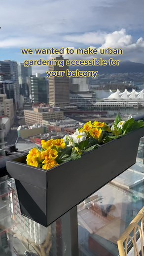 Adjustable Railing Planters for Your Balcony or Patio
