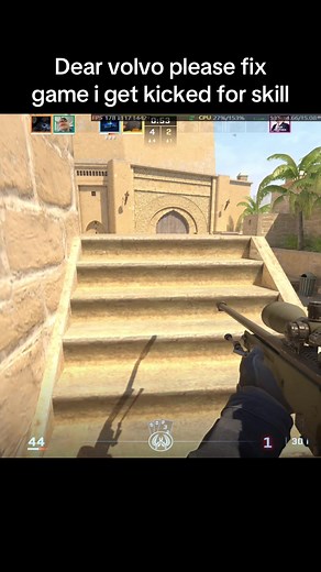 Counter-Strike Gameplay with Friends: Hilarious Moments